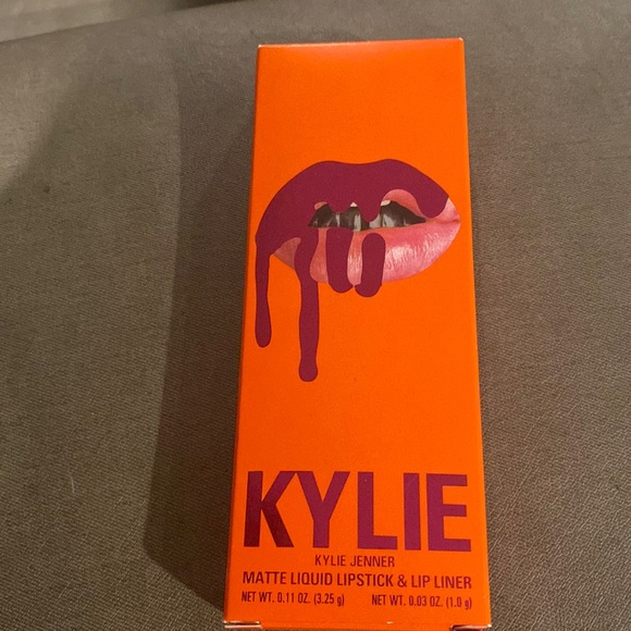 Kylie Cosmetics Other - Kylie cosmetics lip kit in the shade ON Wednesdays